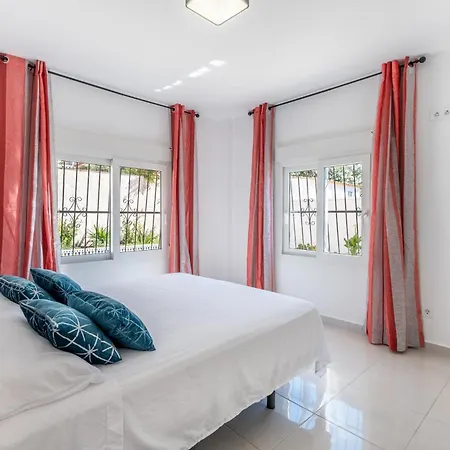 Calas E Jardin * Torrevieja