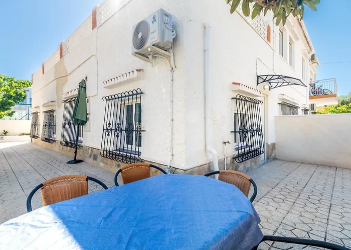 Calas E Jardin Holiday home *